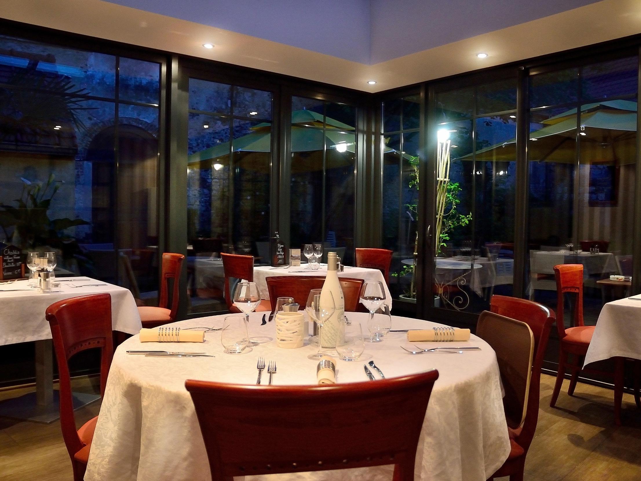 Logis Hotel & Restaurant - Les Hauts De Montreuil 滨海蒙特勒伊 外观 照片