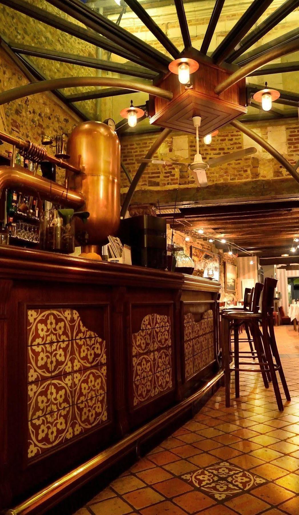 Logis Hotel & Restaurant - Les Hauts De Montreuil 滨海蒙特勒伊 外观 照片