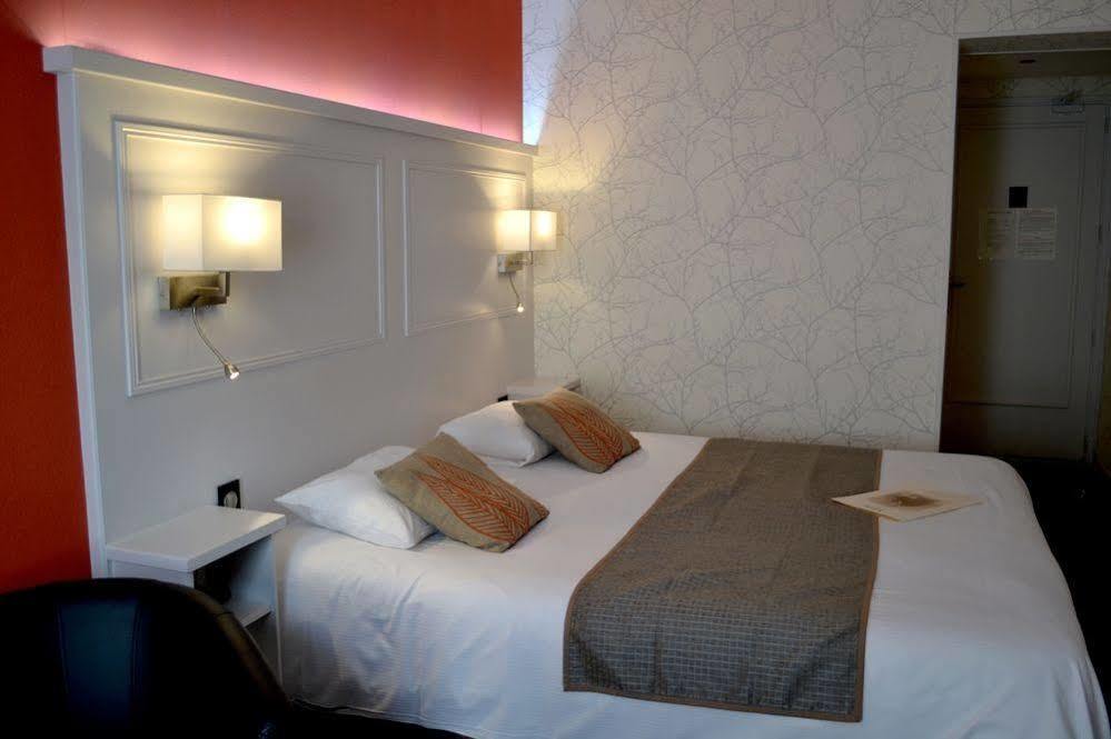 Logis Hotel & Restaurant - Les Hauts De Montreuil 滨海蒙特勒伊 外观 照片